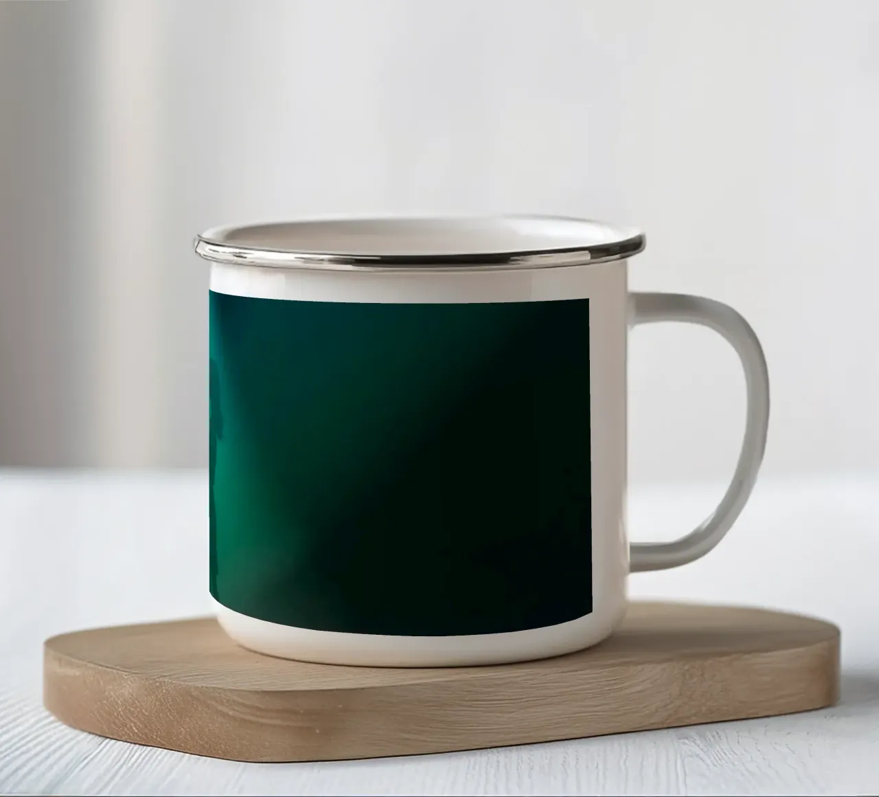 Due figure che si tengono per mano sotto le luci colorate del palcoscenico tazza in smalto da DesignDoodle