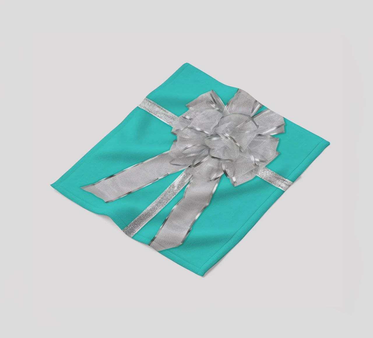 Do Not Open Till Christmas coperta in pile da Juj Winn