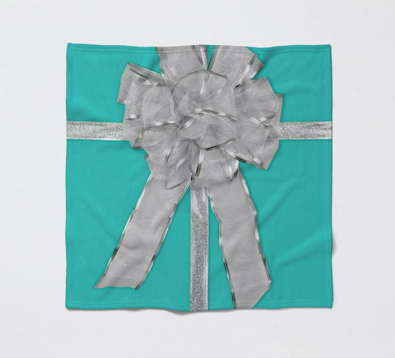 Do Not Open Till Christmas coperta in pile da Juj Winn