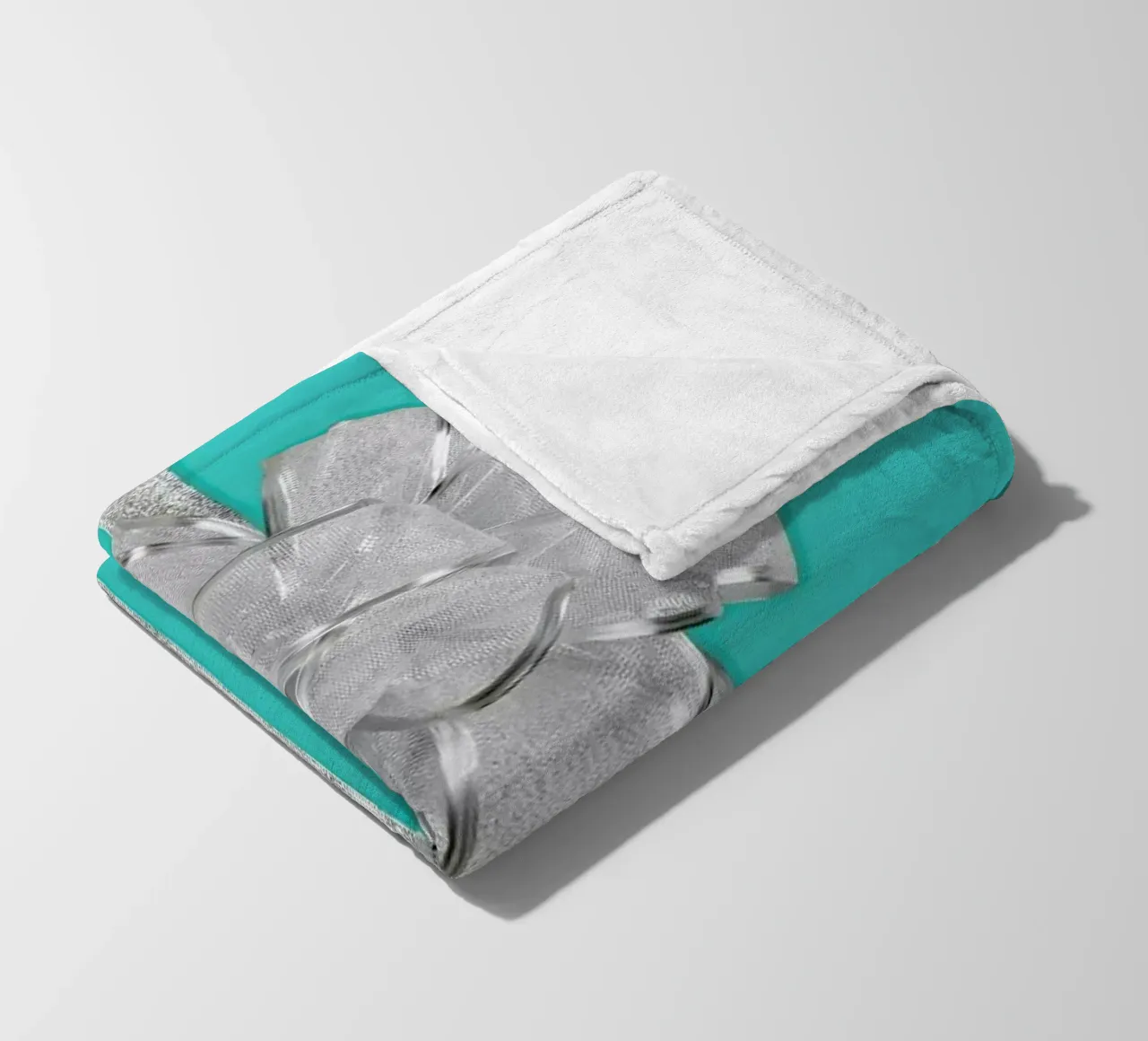 Do Not Open Till Christmas coperta in pile da Juj Winn