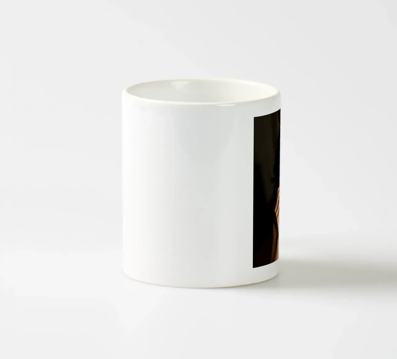 Pinup in raso tazza in ceramica da Anita's Dream