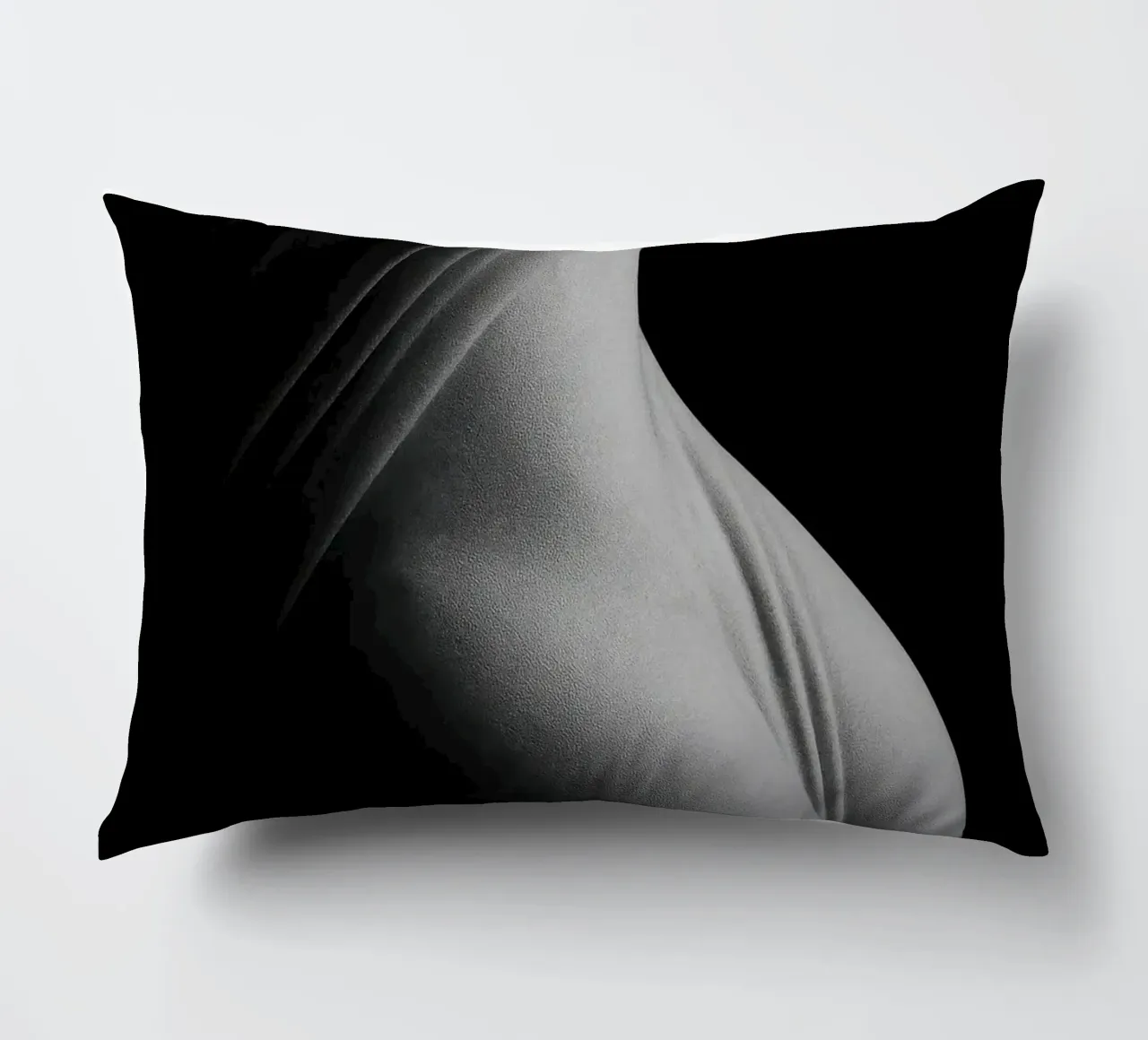 Paris sensuel - Avvolti dalla luce su forme tese cuscino da Black & White