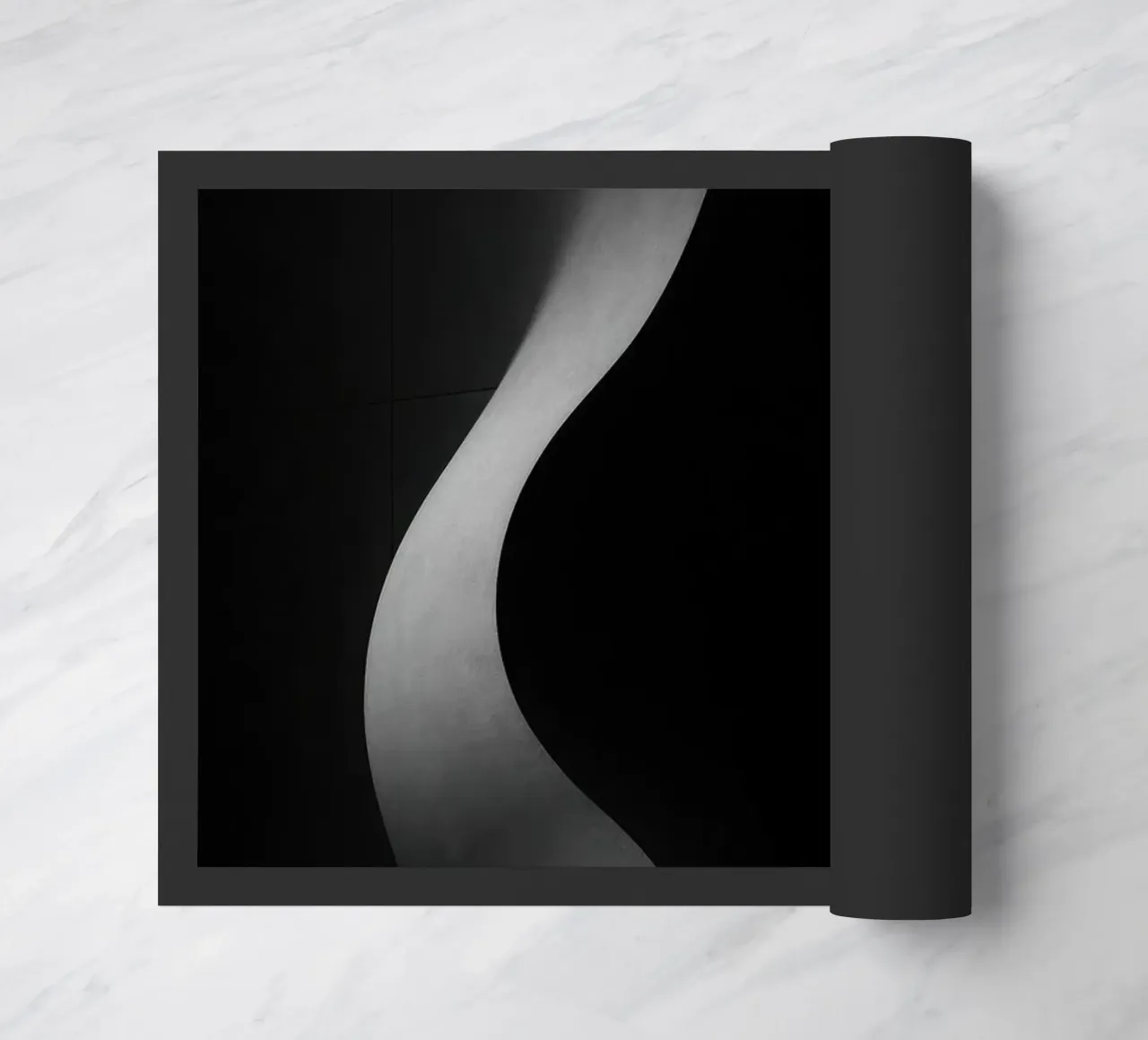 Architecture charnelle à Paris – Ombres en tension paillasson de Black & White