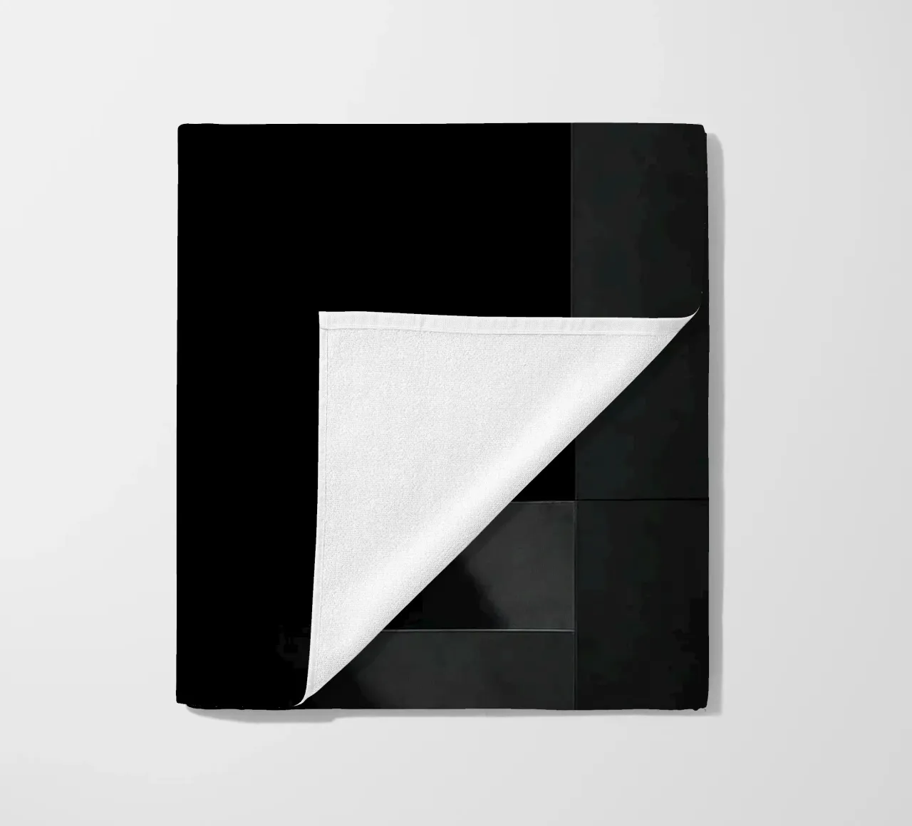 Architecture charnelle à Paris – Ombres en tension serviette de plage de Black & White