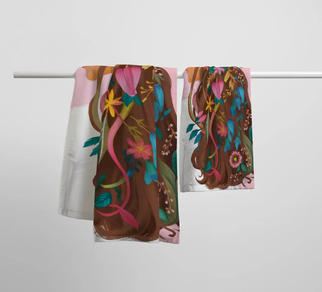 Bloemig haar mijmering badhanddoek van Arcane Shade