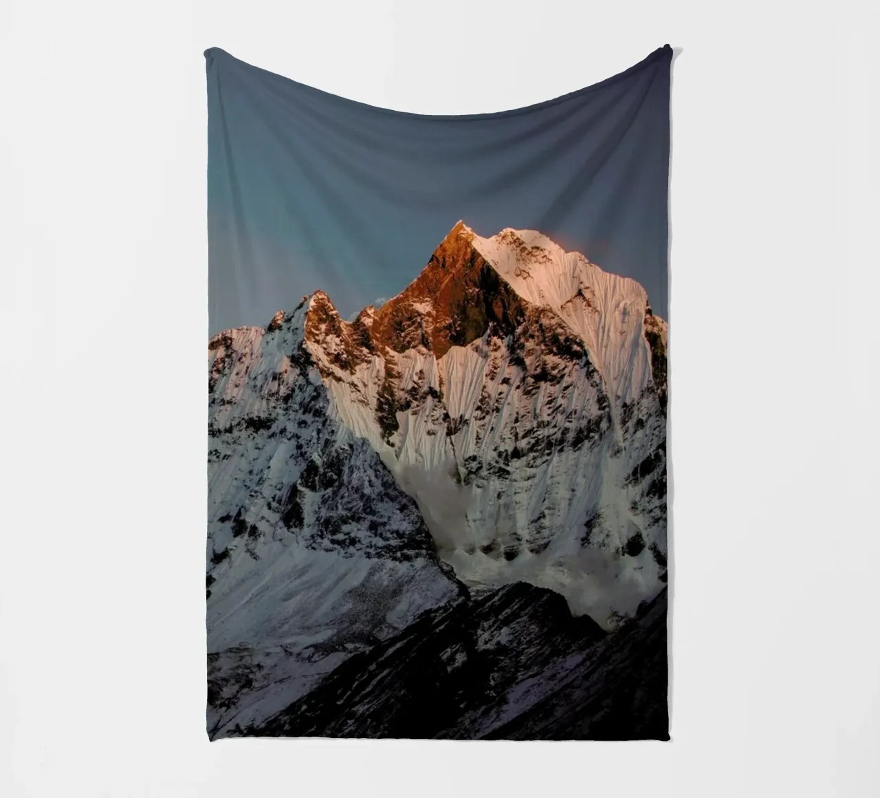 Eroded Mountain Range, Nepal coperta in pile da EyeEm Mobile GmbH
