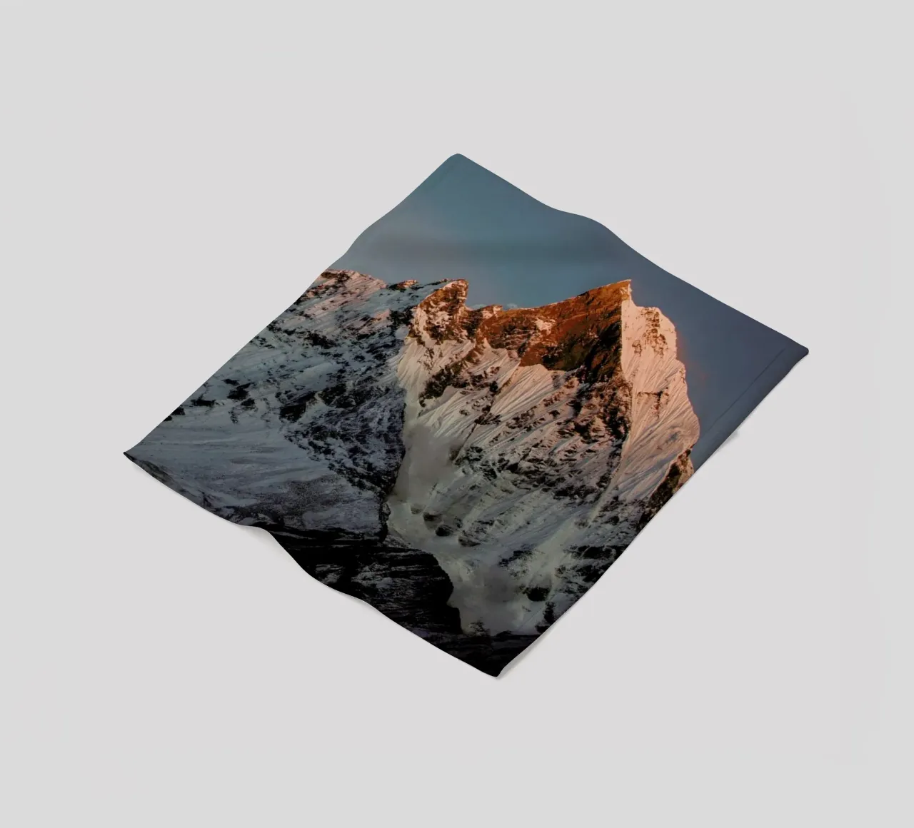 Eroded Mountain Range, Nepal coperta in pile da EyeEm Mobile GmbH