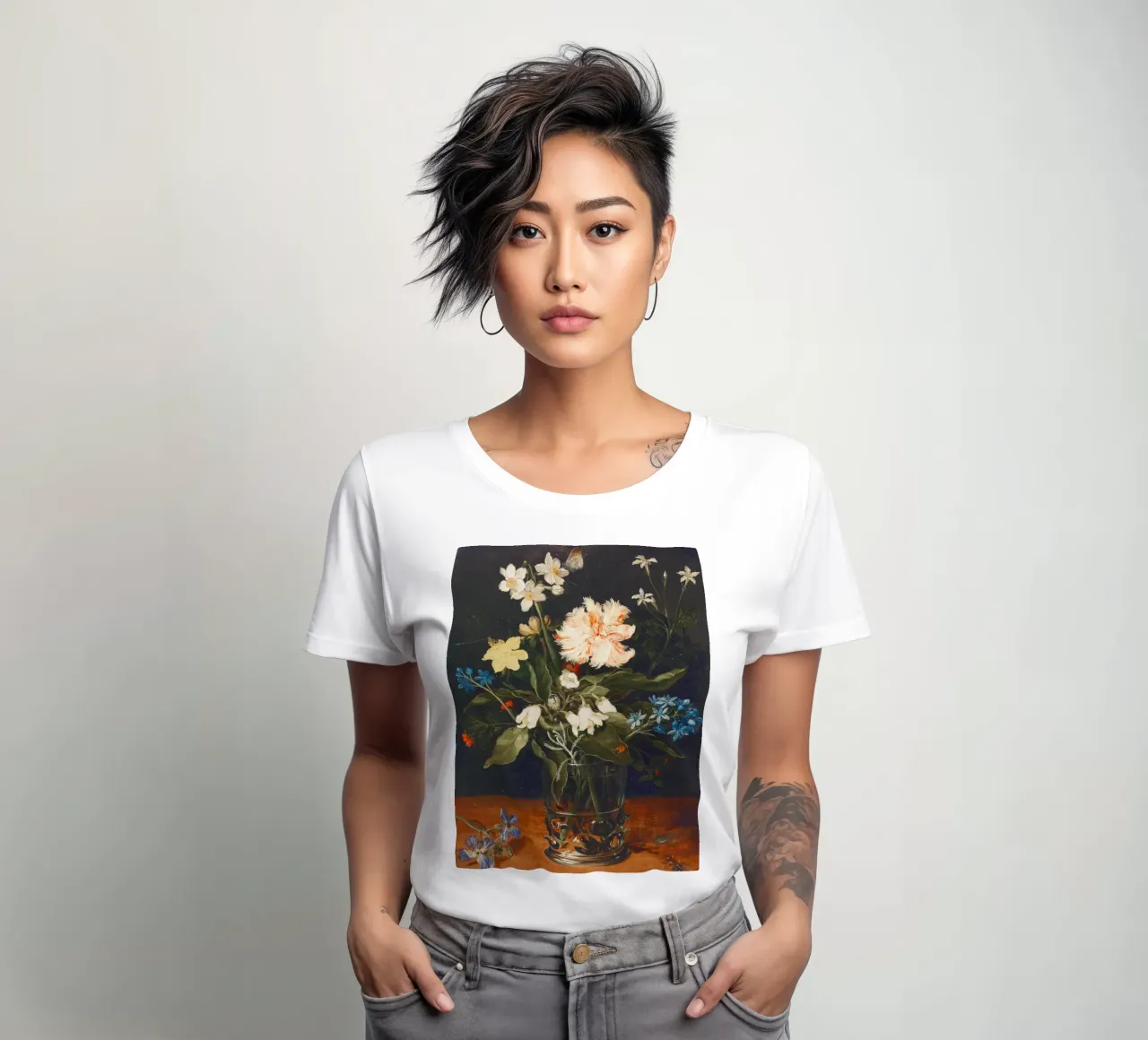 Natura morta con fiori in un bicchiere di Jan Brueghel il Vecchio t-shirt da donna da Pretty Flowers Vintage Botanicals