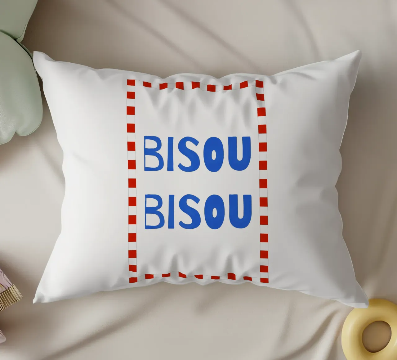 bisou bisou. cuscino da FRICKE DESIGN