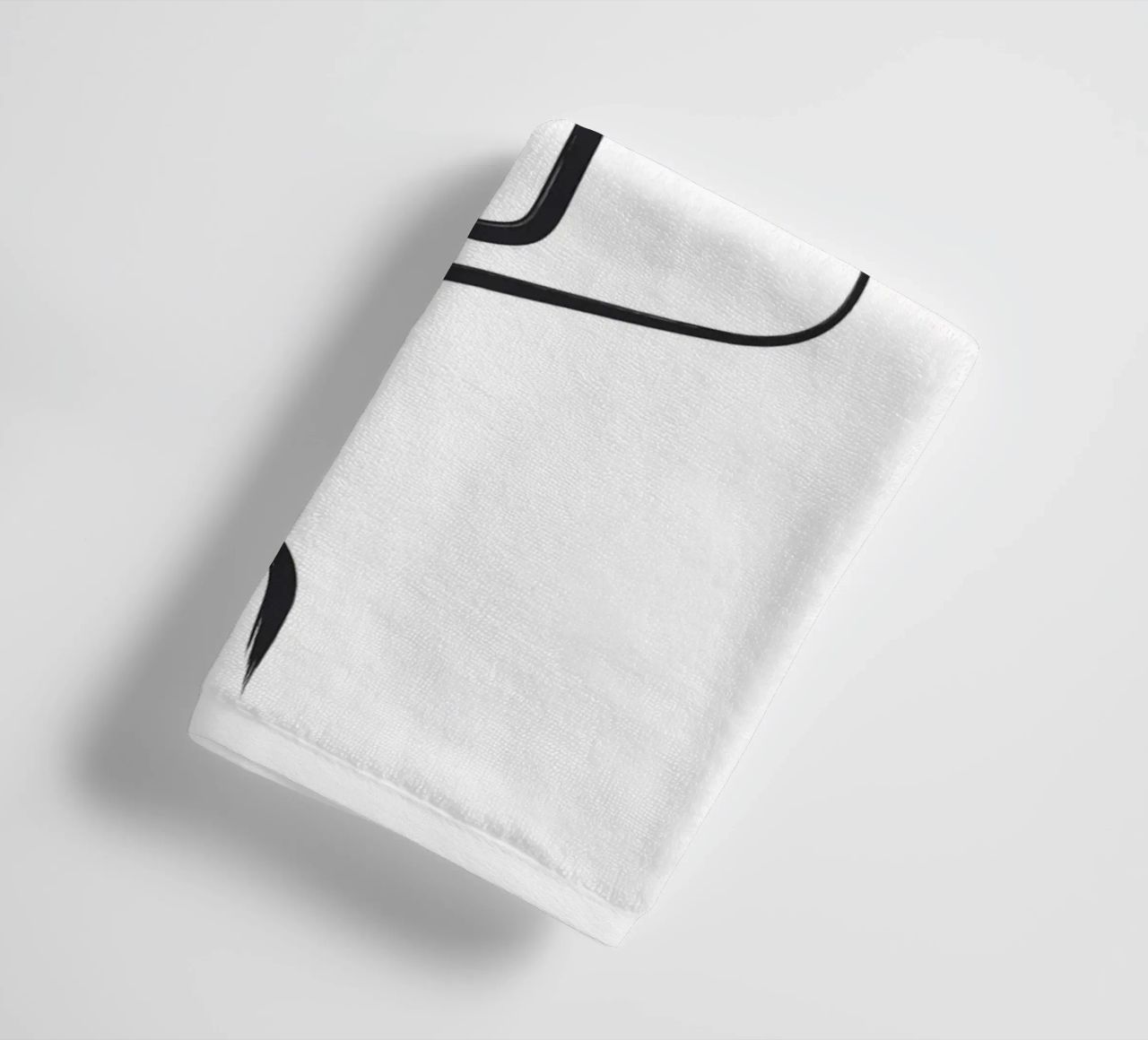 Schwarze Striche 2 Handtuch von NouveauPrints