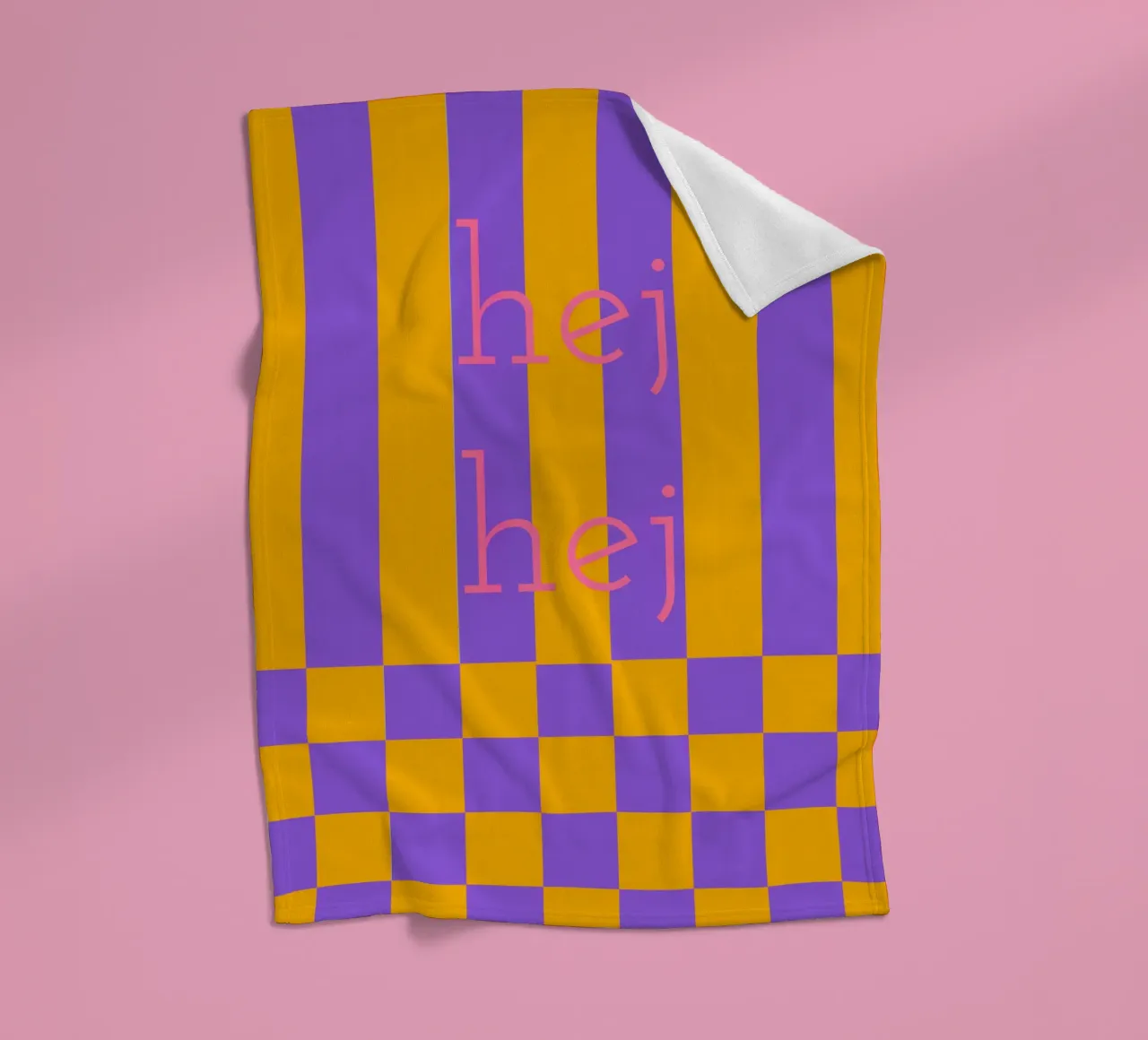 hej. coperta in pile da FRICKE DESIGN