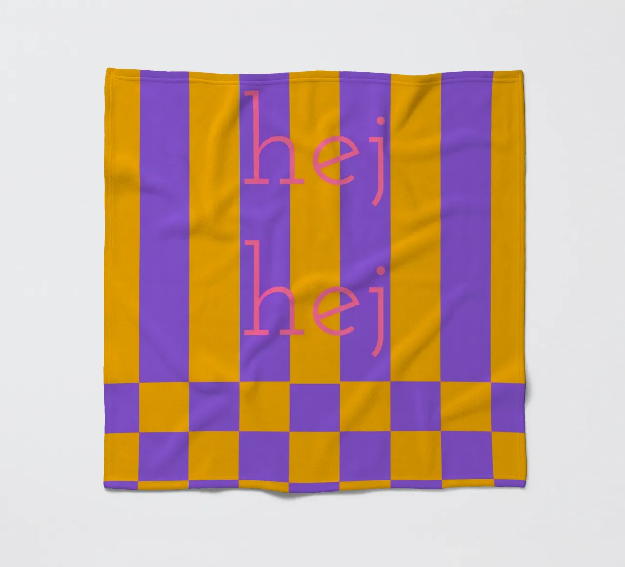 hej. coperta in pile da FRICKE DESIGN