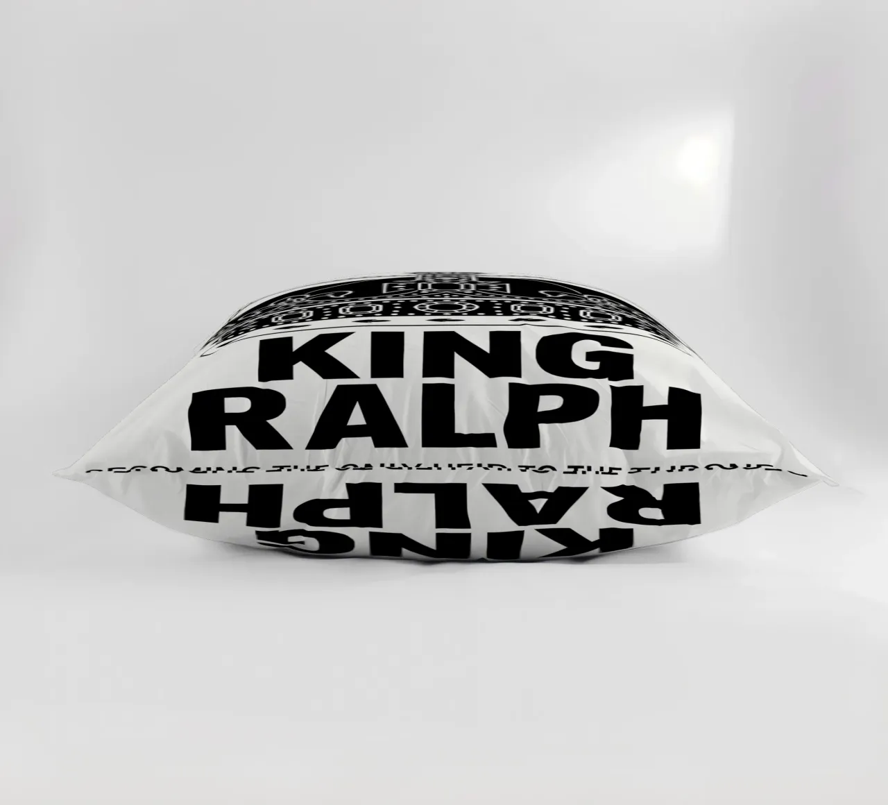 King Ralph Print cuscino da MoviesArt