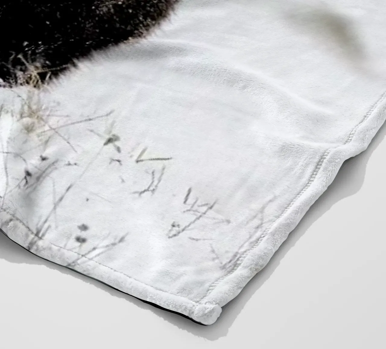 Bear Cub Fleecedecke von EyeEm Mobile GmbH