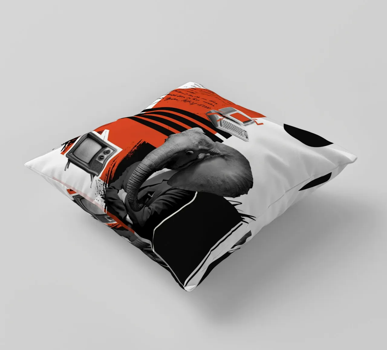 THE ELEPHANT IN THE CODE Kissen von Einfach Uebel