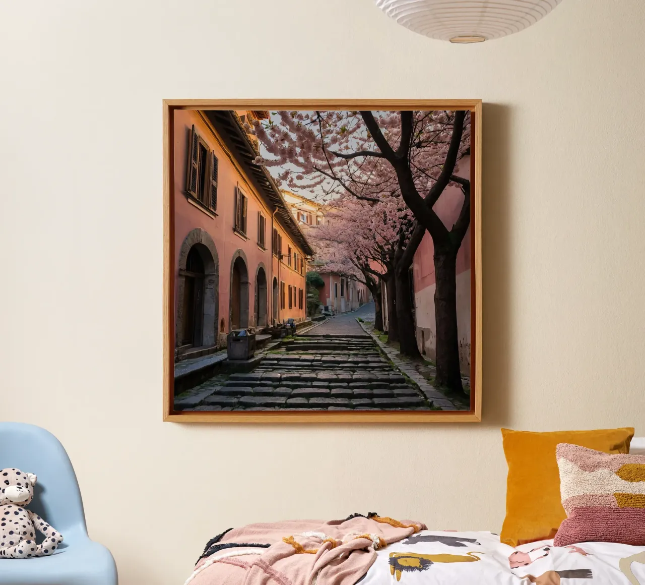 Passeggiando in un vicolo panoramico ornato di fiori di ciliegio tela da DesignDoodle