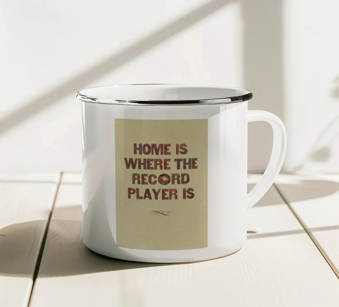 Home is where… tazza in smalto da Sammy Slabbinck