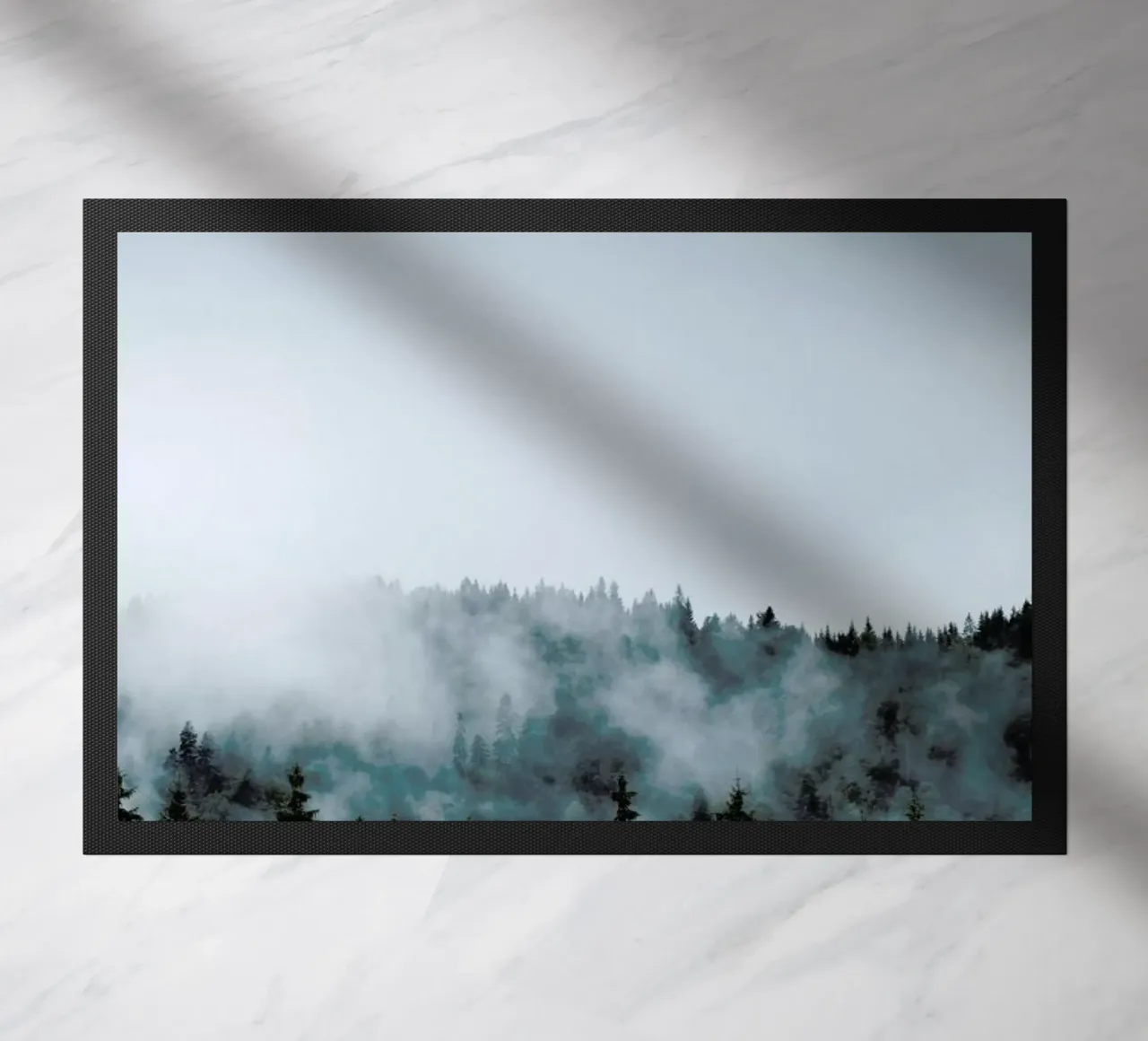 Alps in Fog zerbino da EyeEm Mobile GmbH