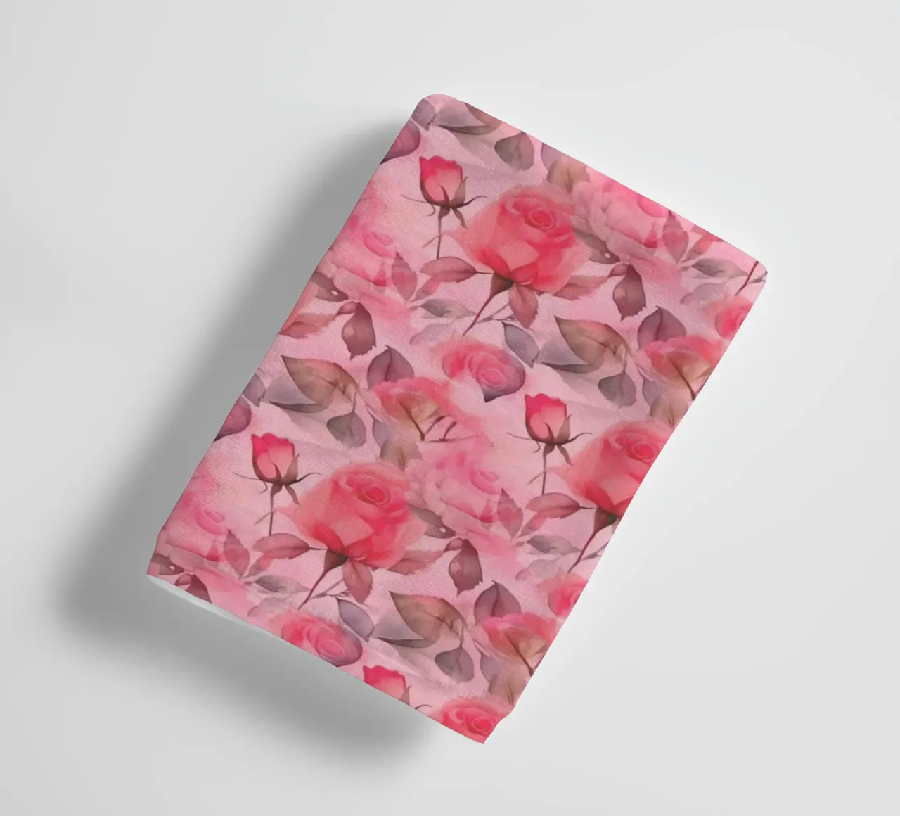 Rose delicate rosa e verdi asciugamano da bagno da SilverPegasus