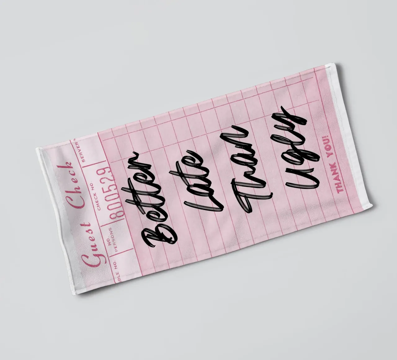 "Better Late Than Ugly" Retro Guest Check Art - Humorous Chi serviette de bain de ClubArt