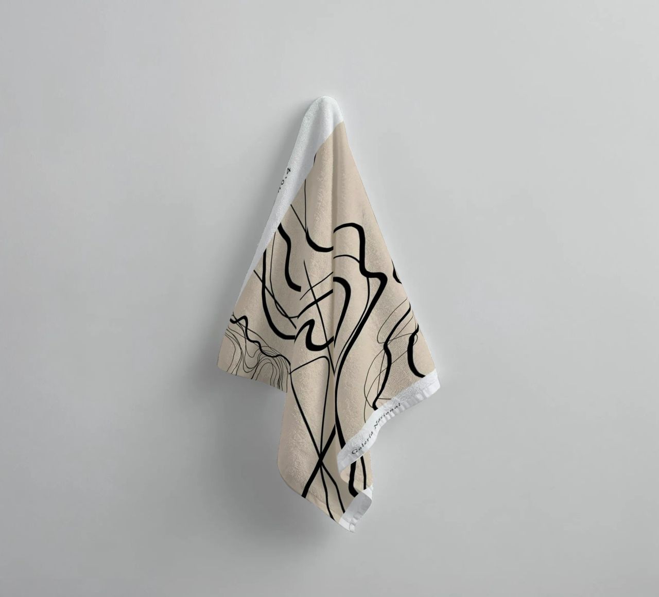 Minimal 4 towel by Froilein Juno