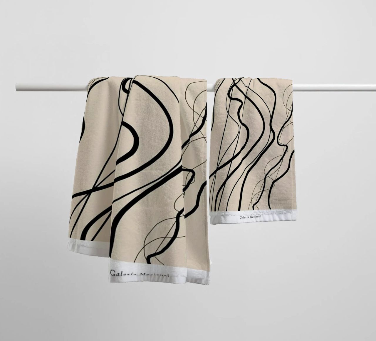 Minimal 4 towel by Froilein Juno