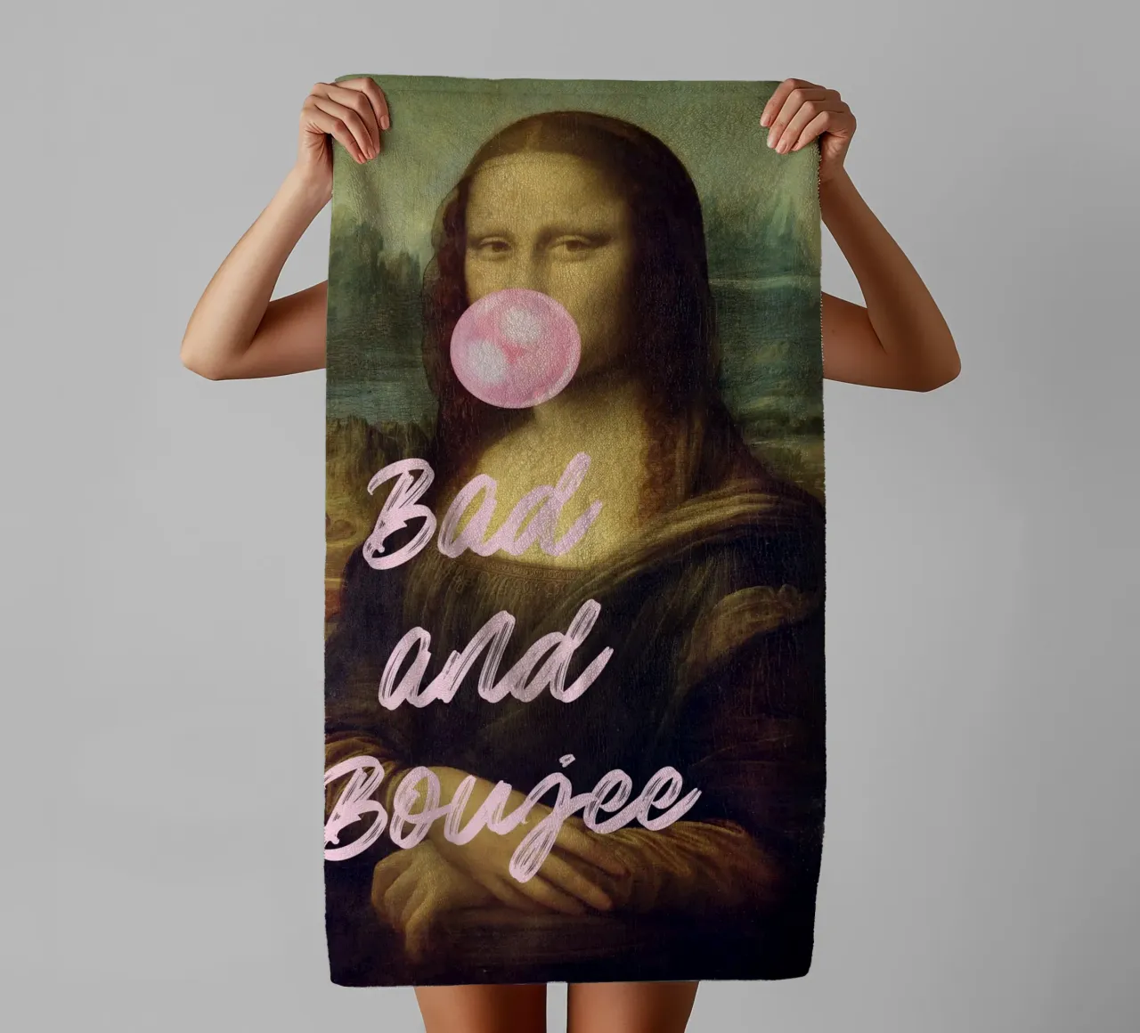 "Bad and Boujee Mona Lisa" Pop Art - Icónico y de moda toalla de baño de ClubArt