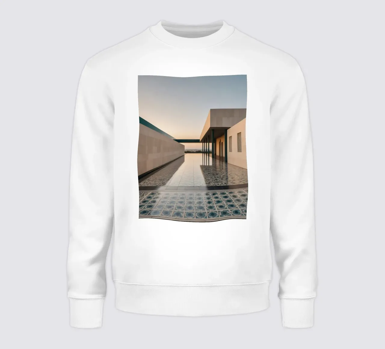 L'architecture moderne met en valeur les motifs complexes des carreaux. sweat de DesignDoodle