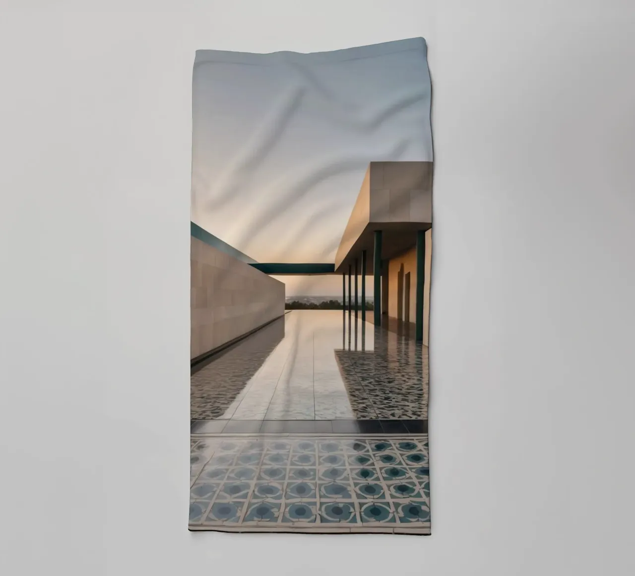 L'architecture moderne met en valeur les motifs complexes des carreaux. serviette de bain de DesignDoodle