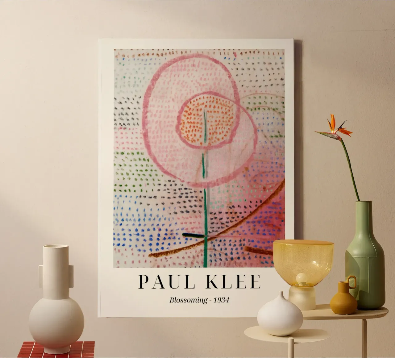 Paul Klee "Blossoming" Bauhaus Print - Abstract Floral Leinwand mit Schattenfugenrahmen von ClubArt