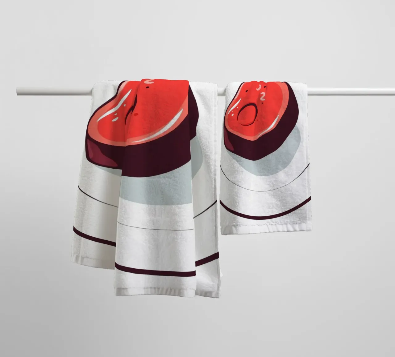 Bistecca succulenta su un piatto bianco dal design semplice asciugamano da bagno da DesignDoodle