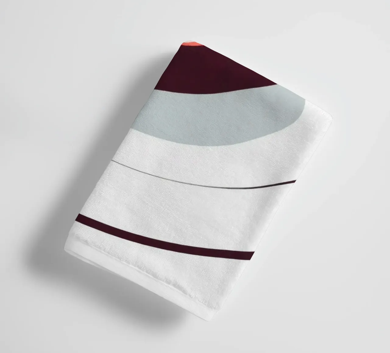 Bistecca succulenta su un piatto bianco dal design semplice asciugamano da bagno da DesignDoodle