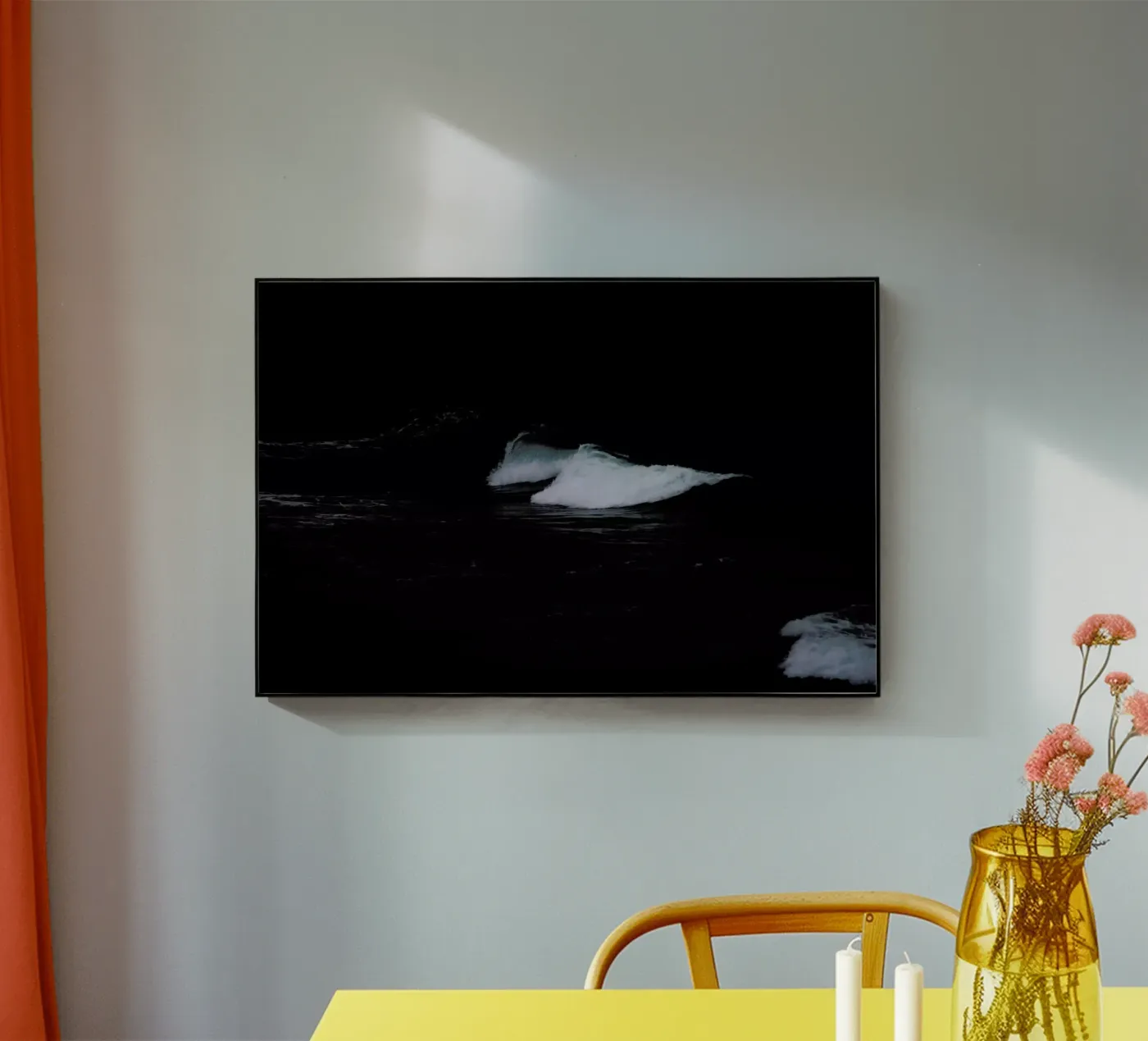 Waveless I plexiglass da Tal Paz-Fridman