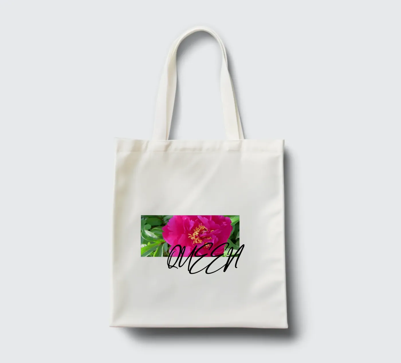 Queen tote bag by Kreativernetzt
