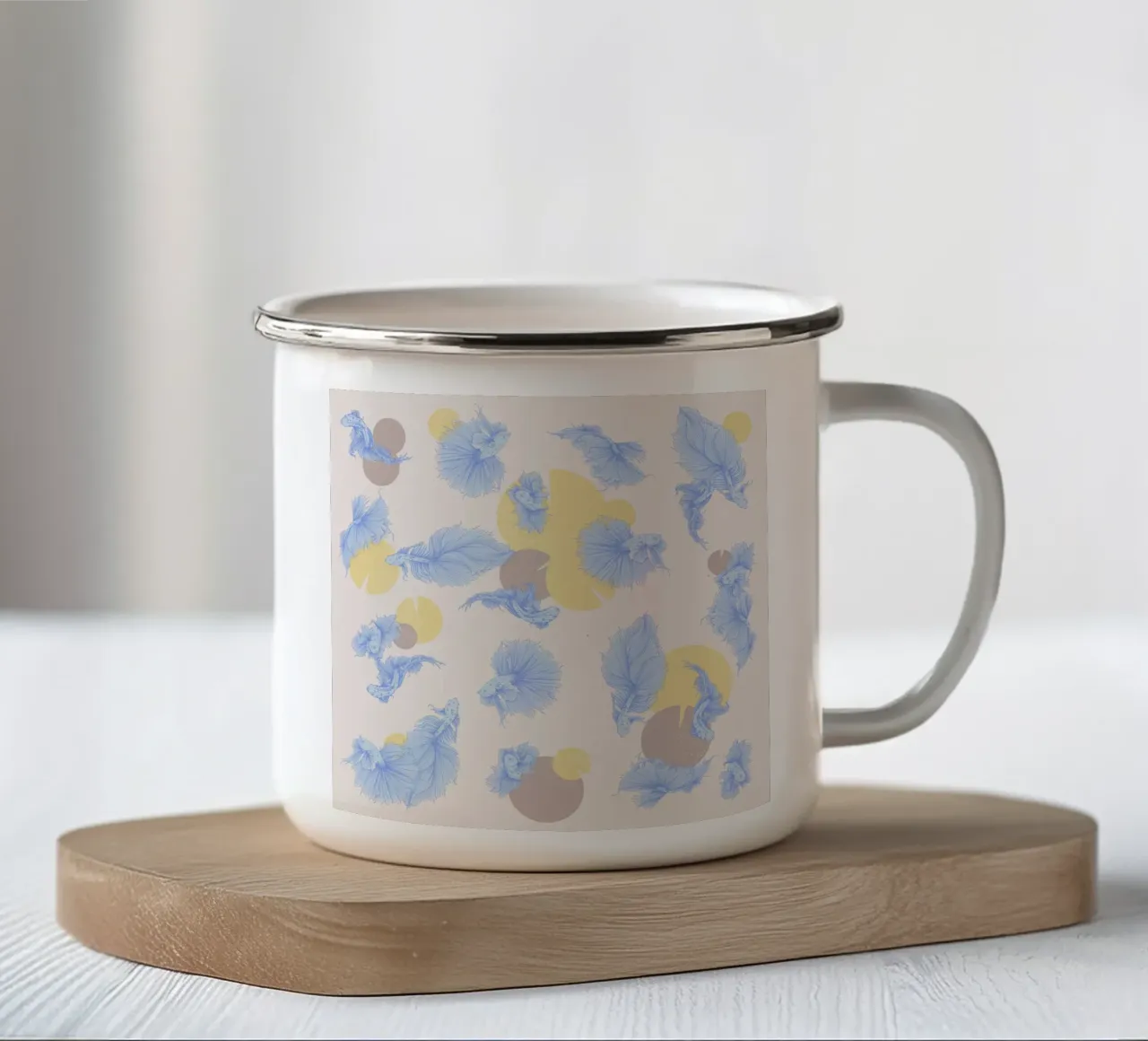 Pesce giapponese tazza in smalto da carmenillustrationdesign