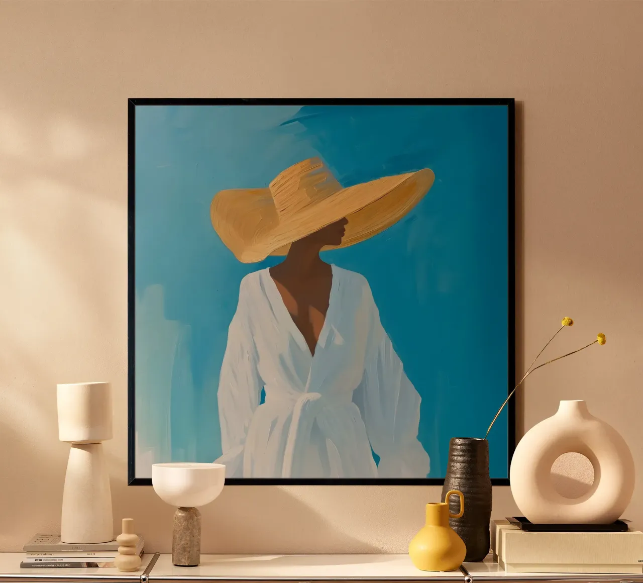 Impression d'art Femme chic avec chapeau de paille - Blue Summer Vibes poster de ClubArt
