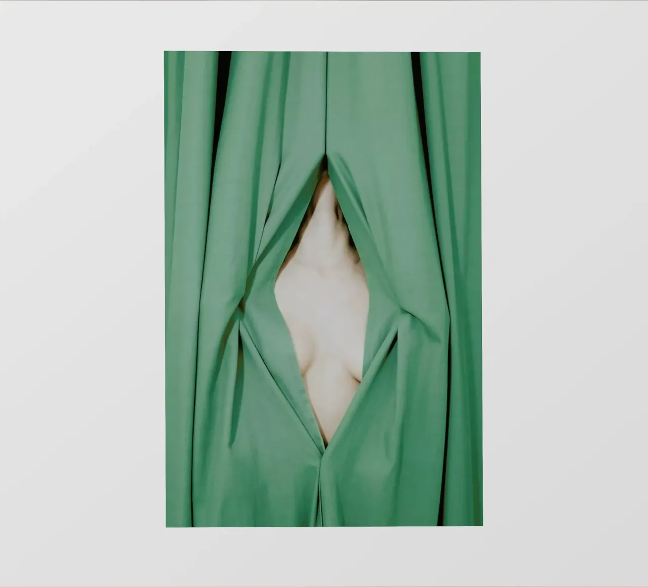 Bathed in Light Behind the Curtain pellicola backlit da EyeEm Mobile GmbH