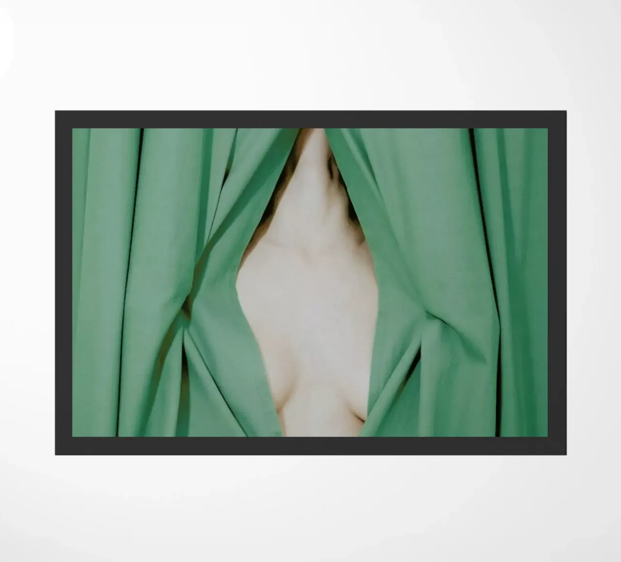 Bathed in Light Behind the Curtain zerbino da EyeEm Mobile GmbH