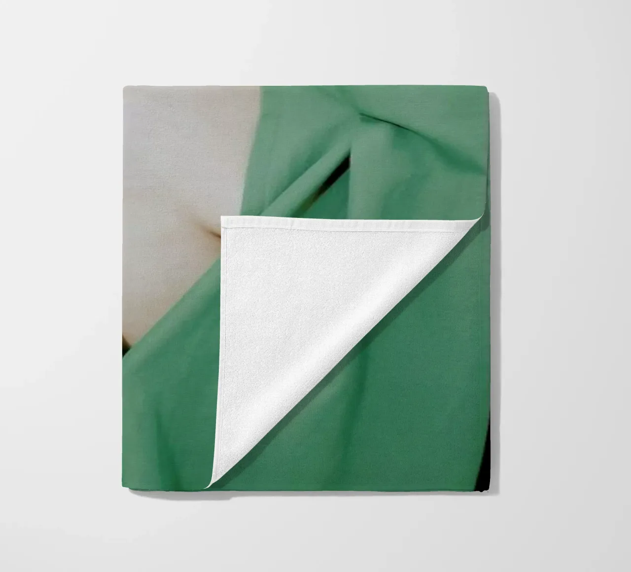 Bathed in Light Behind the Curtain telo mare da EyeEm Mobile GmbH