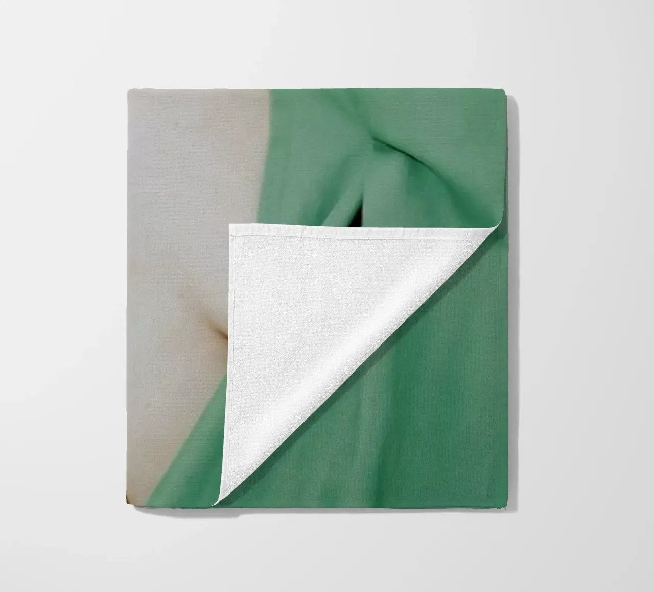 Bathed in Light Behind the Curtain telo mare da EyeEm Mobile GmbH