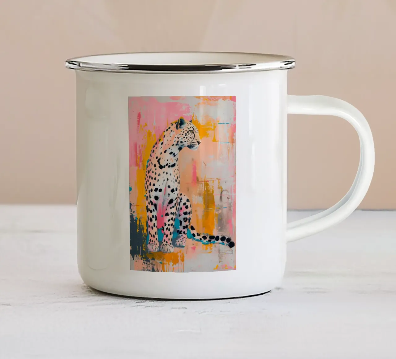 Levendige Cheetah Pop Art Print - Abstracte Stedelijke Jungle emaille mok van ClubArt