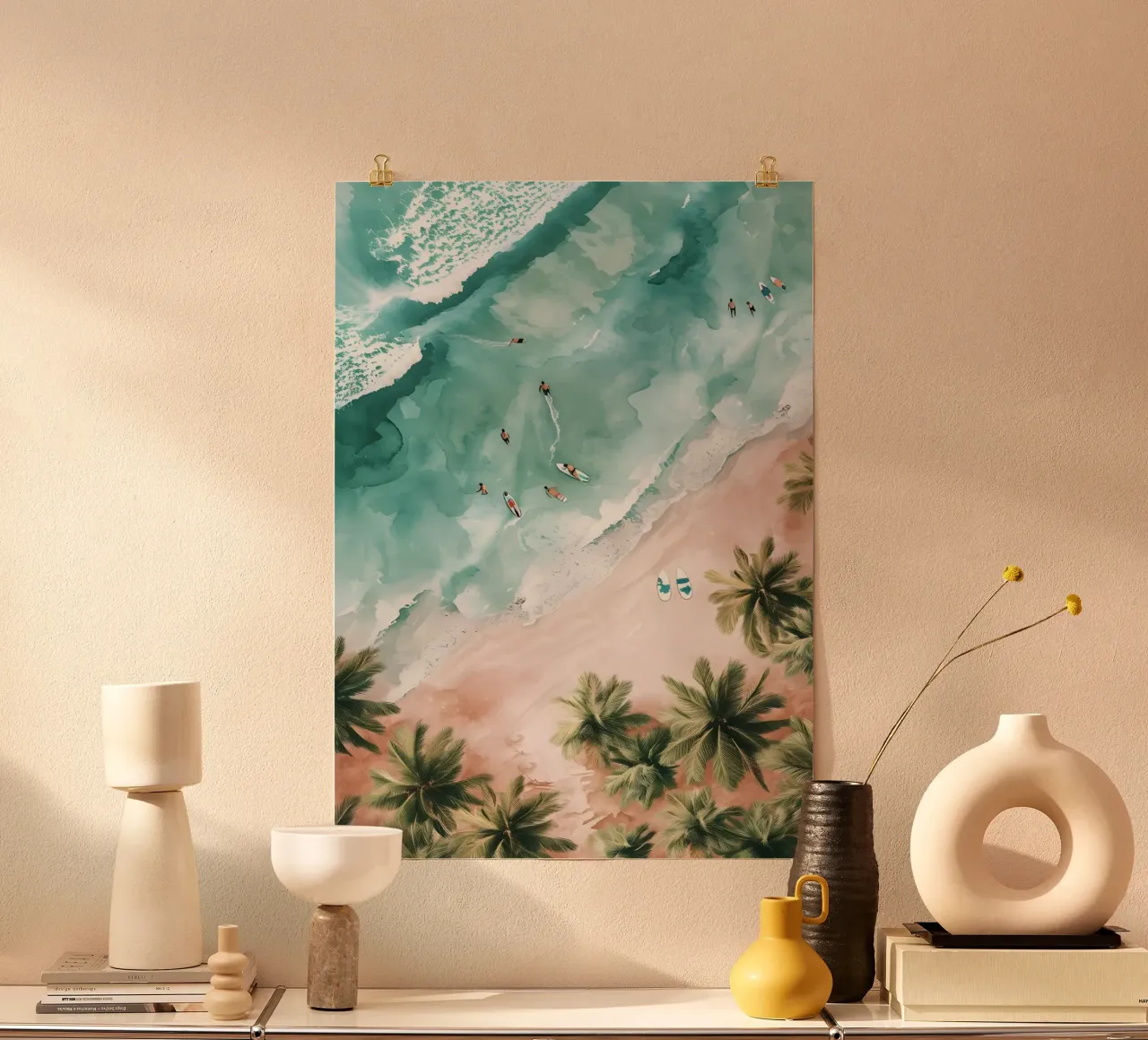 Haus and Hues Arte aerea da spiaggia - Oceano Tropicale Surf poster con telaio in plastica da ClubArt