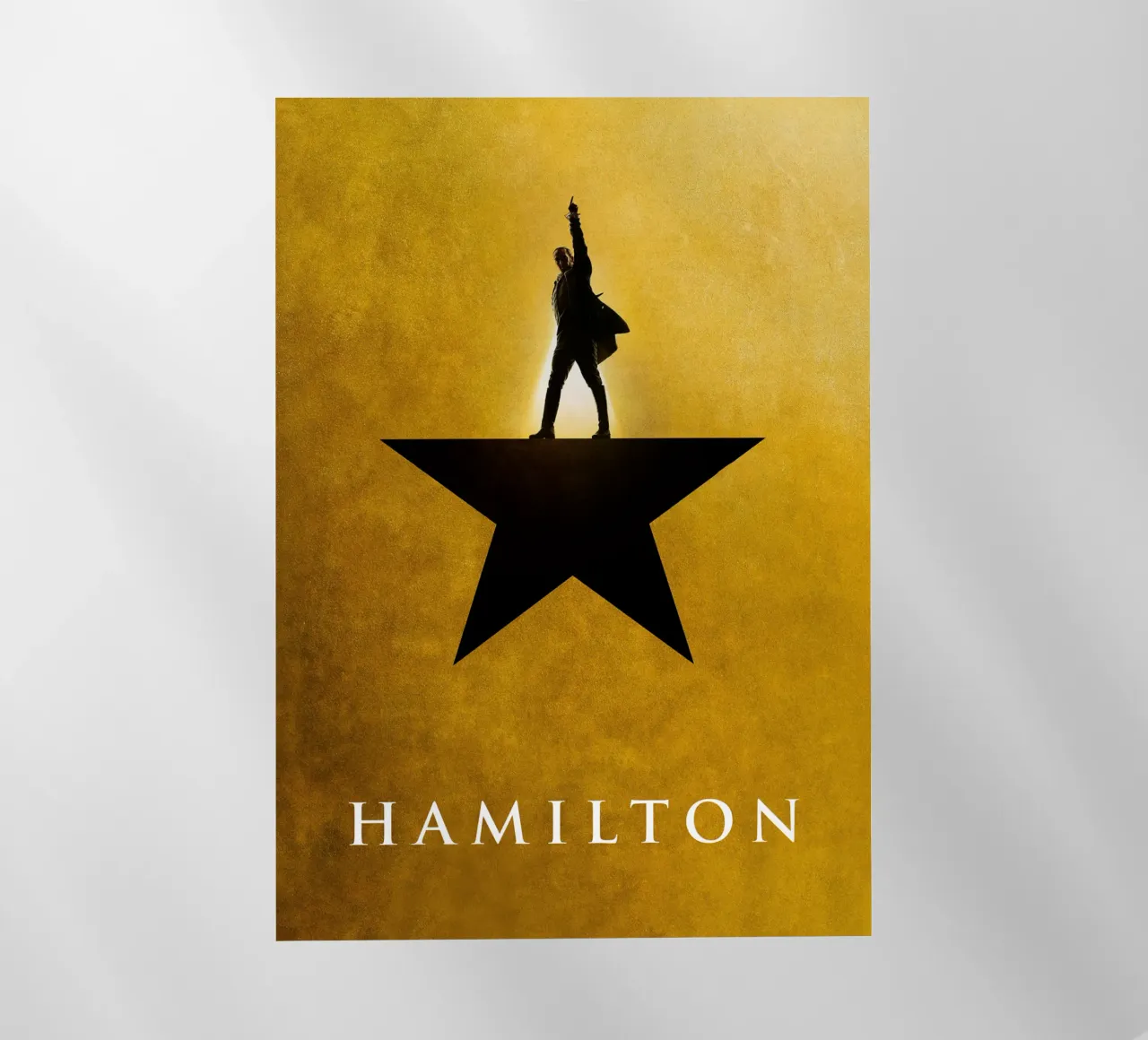 Hamilton pellicola backlit da Attaboy Dsgn