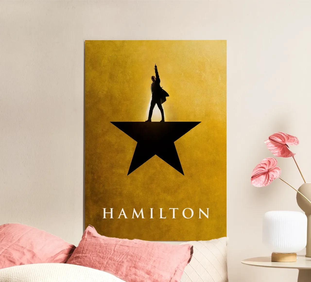 Hamilton poster con telaio in alluminio da Attaboy Dsgn