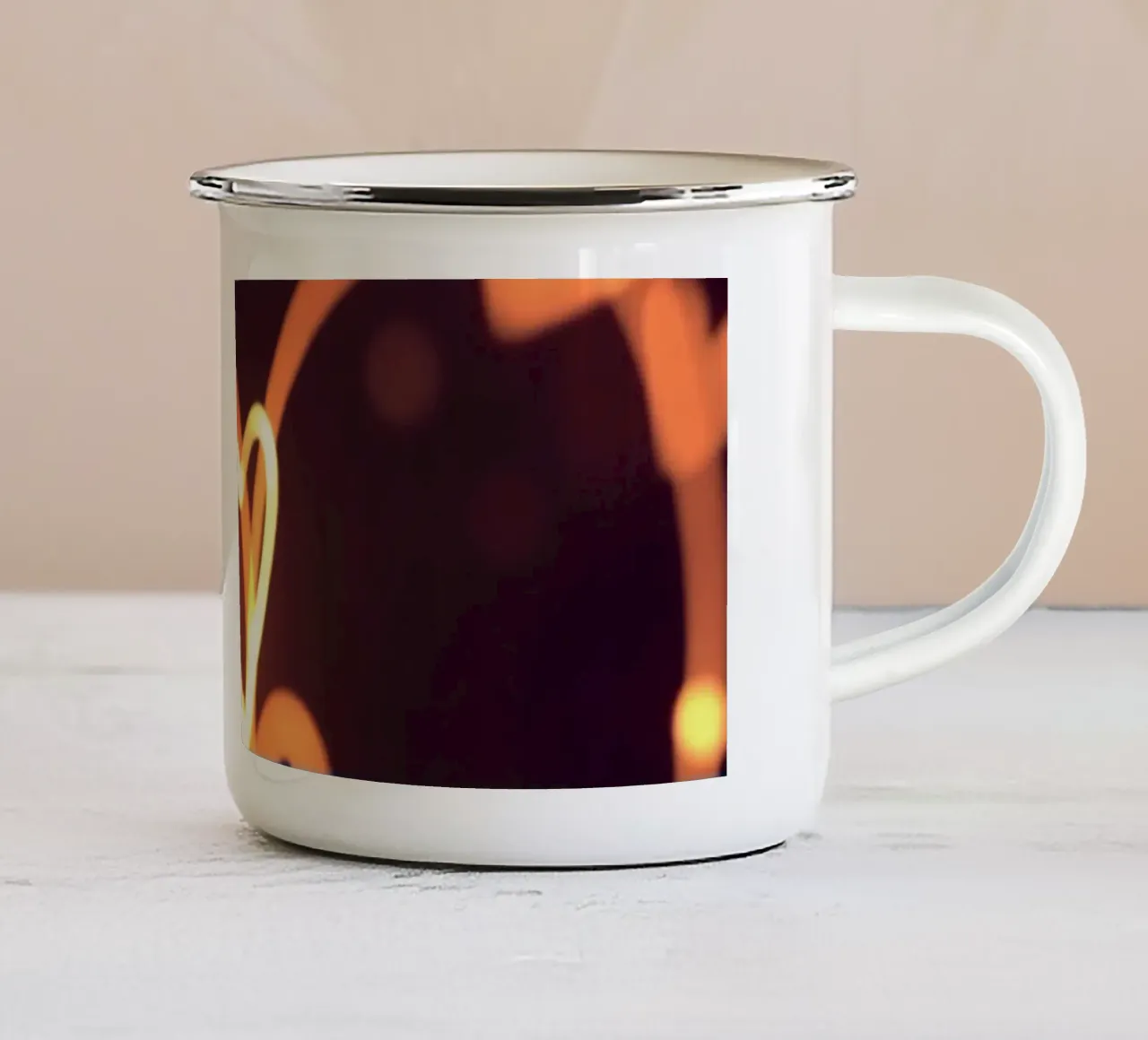 light art con cuori luminosi e forme stravaganti tazza in smalto da DesignDoodle