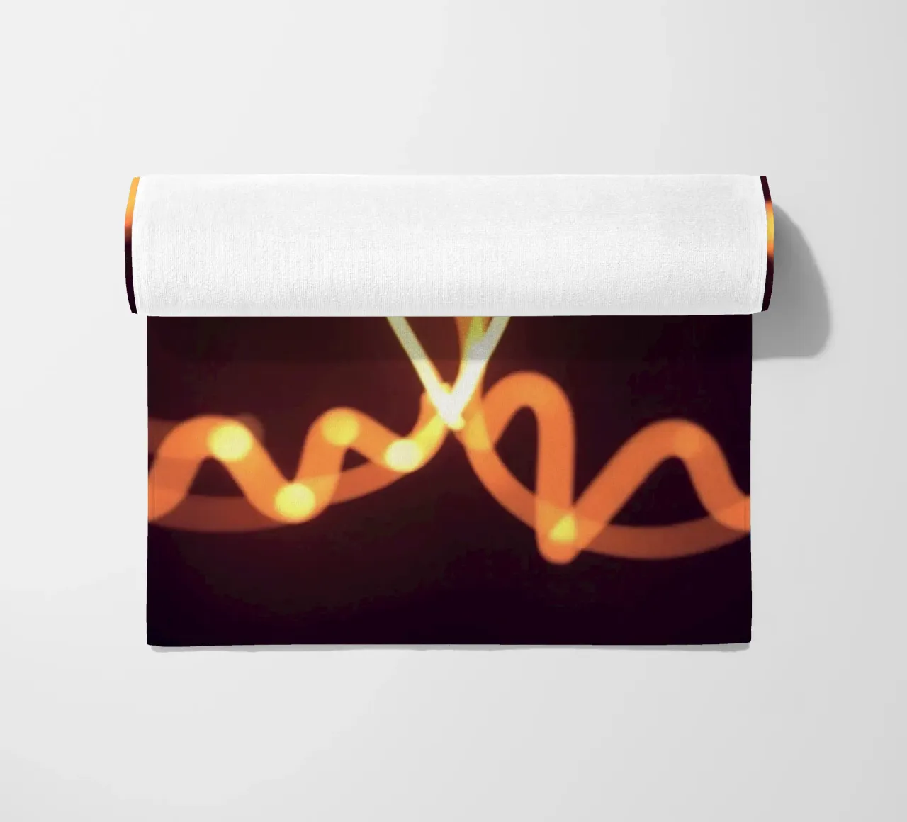 light art con cuori luminosi e forme stravaganti telo mare da DesignDoodle
