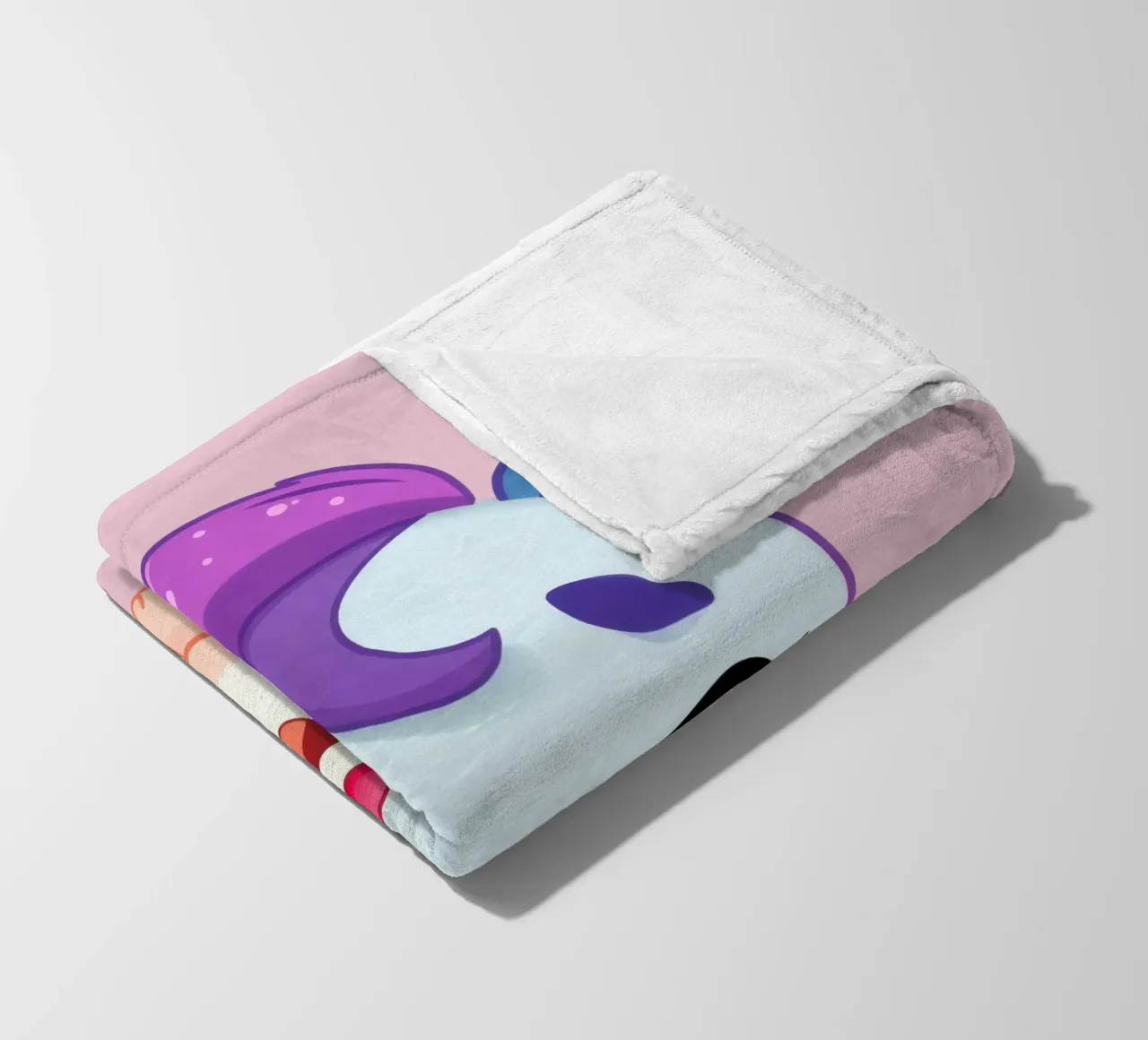 Simpatico personaggio dei cartoni animati con un'espressione felice e colorata coperta in pile da DesignDoodle