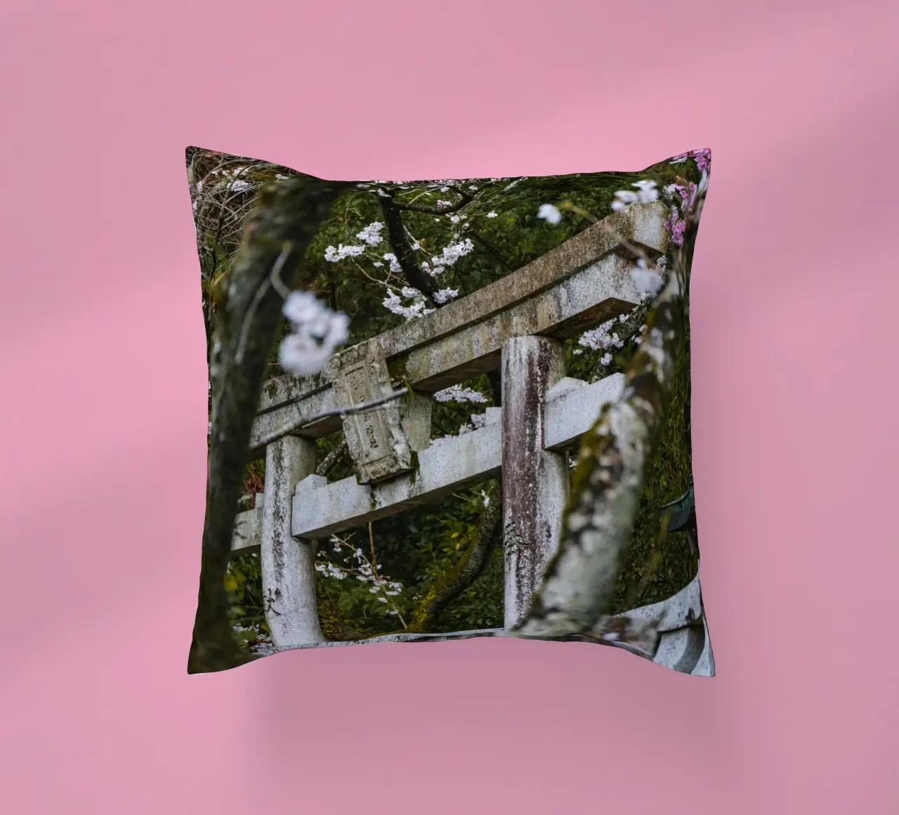 Porta Torii dei ciliegi in fiore cuscino da Marcel Bisig