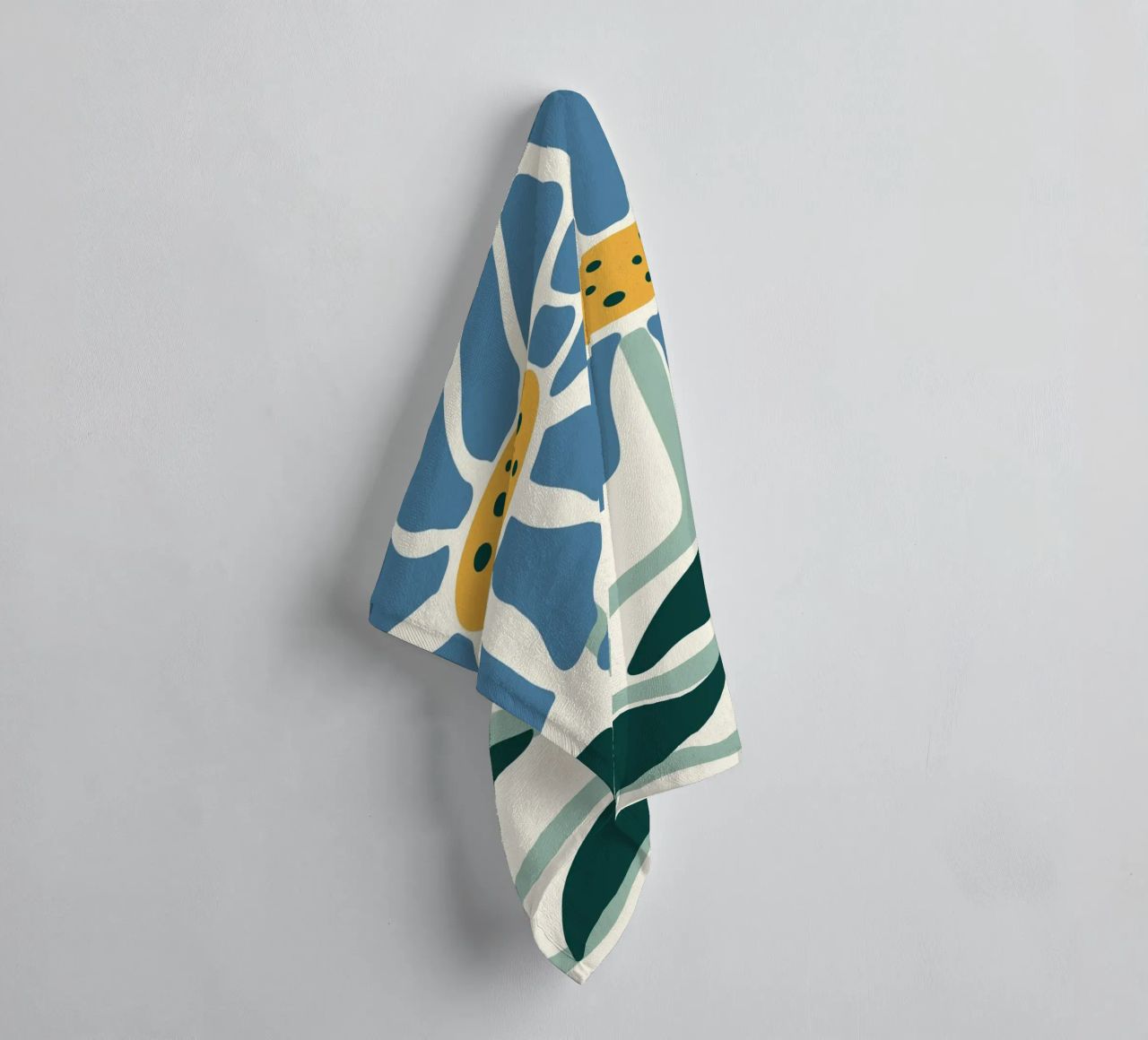 Margherite blu stile linoleografia - Stampa botanica astratta asciugamano da bagno da ClubArt