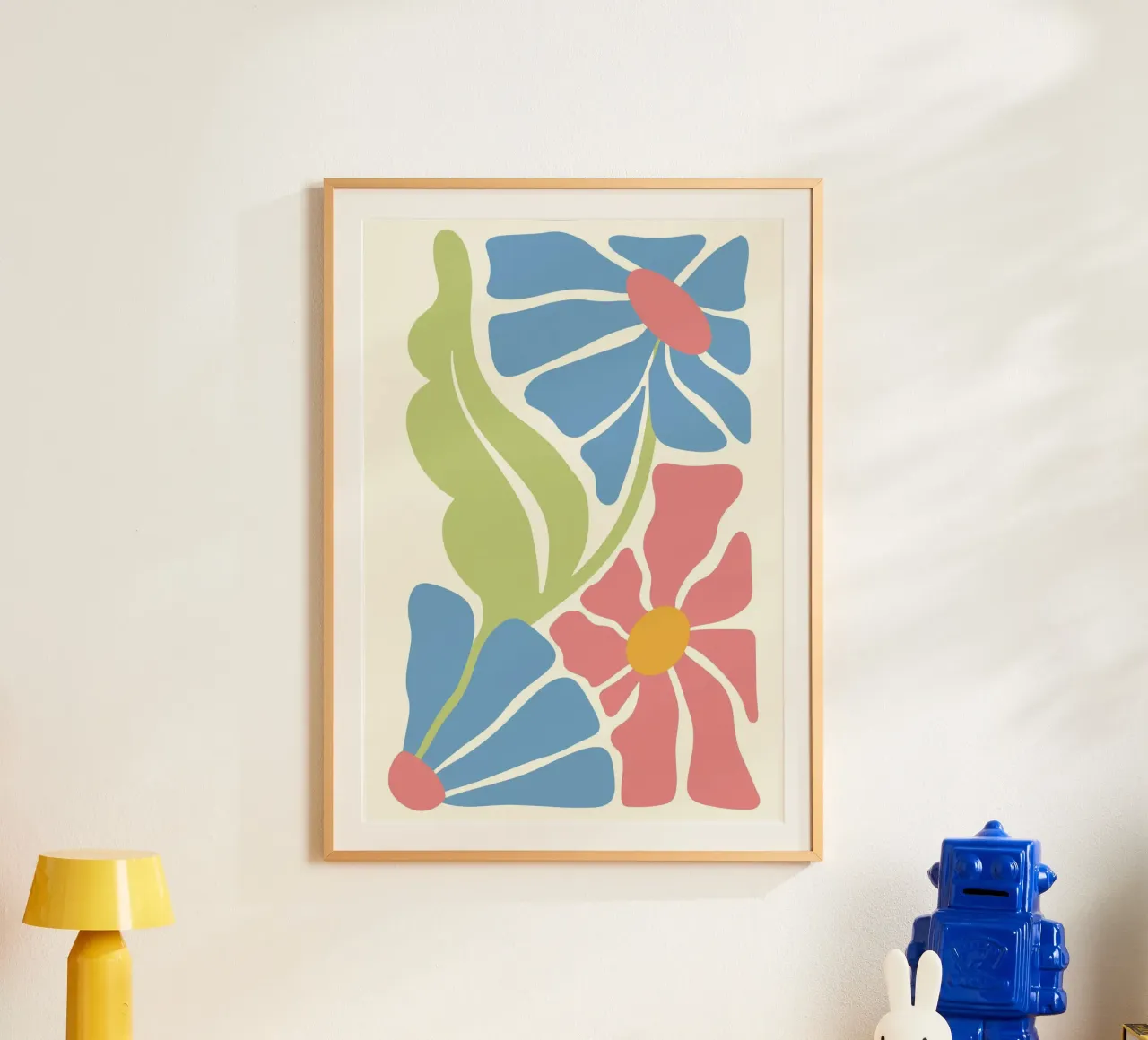 Retro Blooms - Impression d'art floral abstrait rose et bleu poster de ClubArt